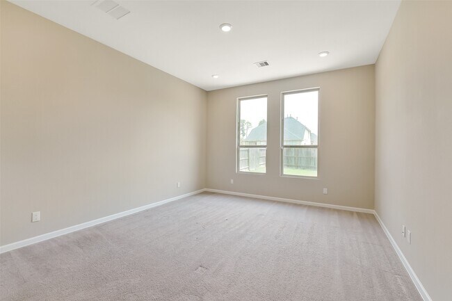 Building Photo - 1439 Northwood Blf Ln