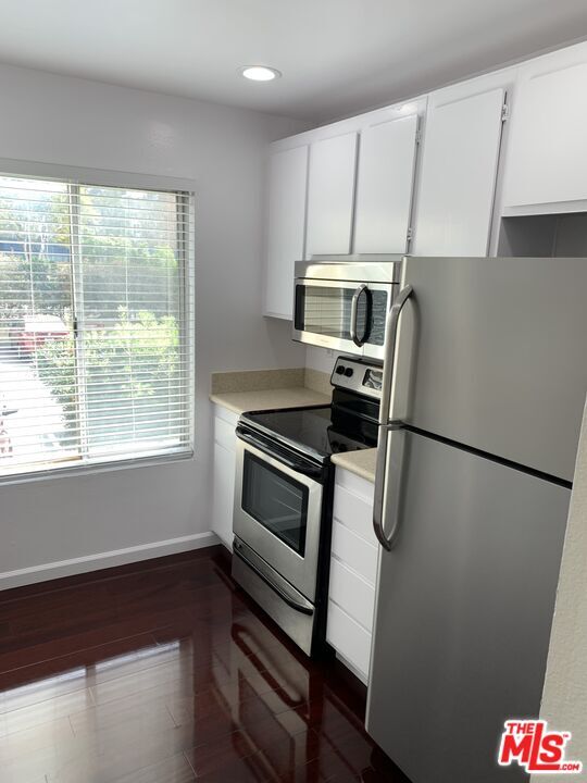 Building Photo - 4105 Summertime Ln