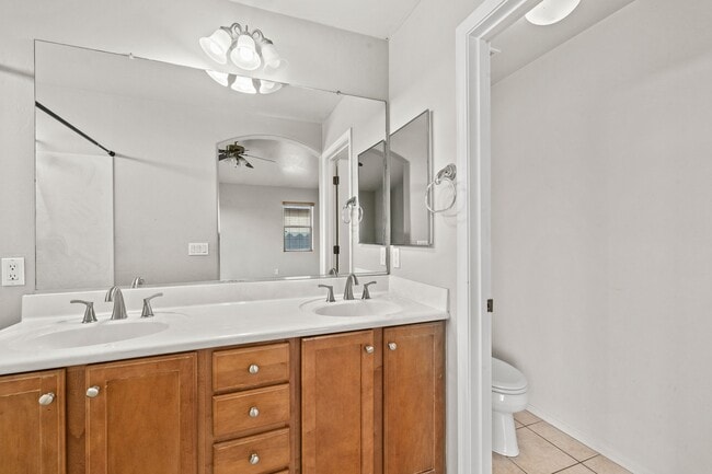 Building Photo - 6673 E Cooperstown Dr