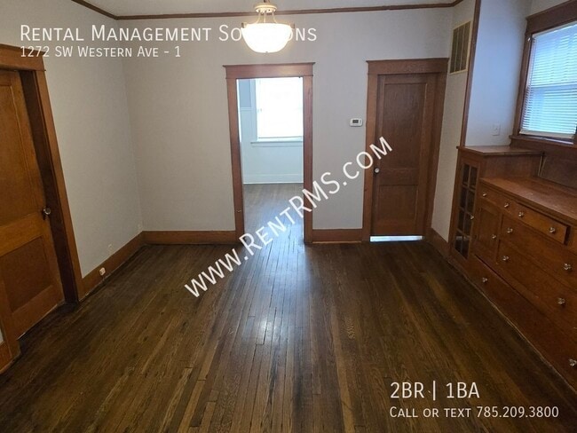 Building Photo - 1272 SW Western Ave