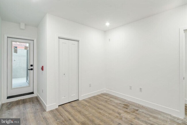 Building Photo - 1522 N 8th St