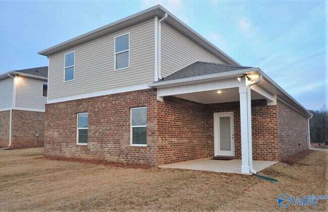 Building Photo - 4218 Textile Ln