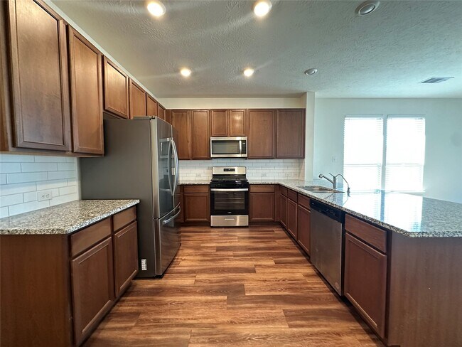 Building Photo - 2034 Domeniko Dr