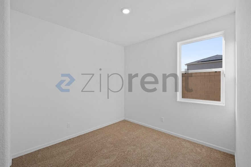 Building Photo - 10512 Santana Ln