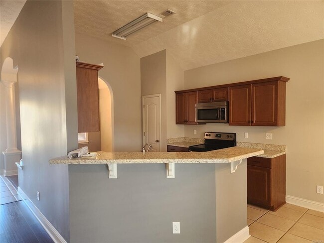 Building Photo - 714 Briarcliff Pl