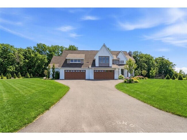 Building Photo - 6201 Gustavus Dr