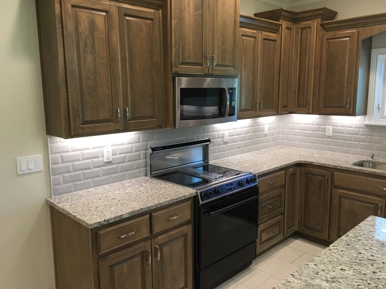 Kitchen area - 2612 Tucker Station Rd