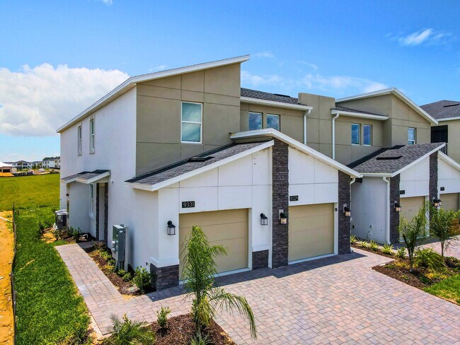 Building Photo - 9338 Sommerset Hills Dr