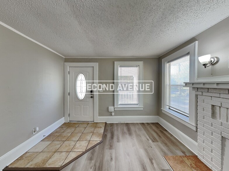 Building Photo - 2911 W 16th St