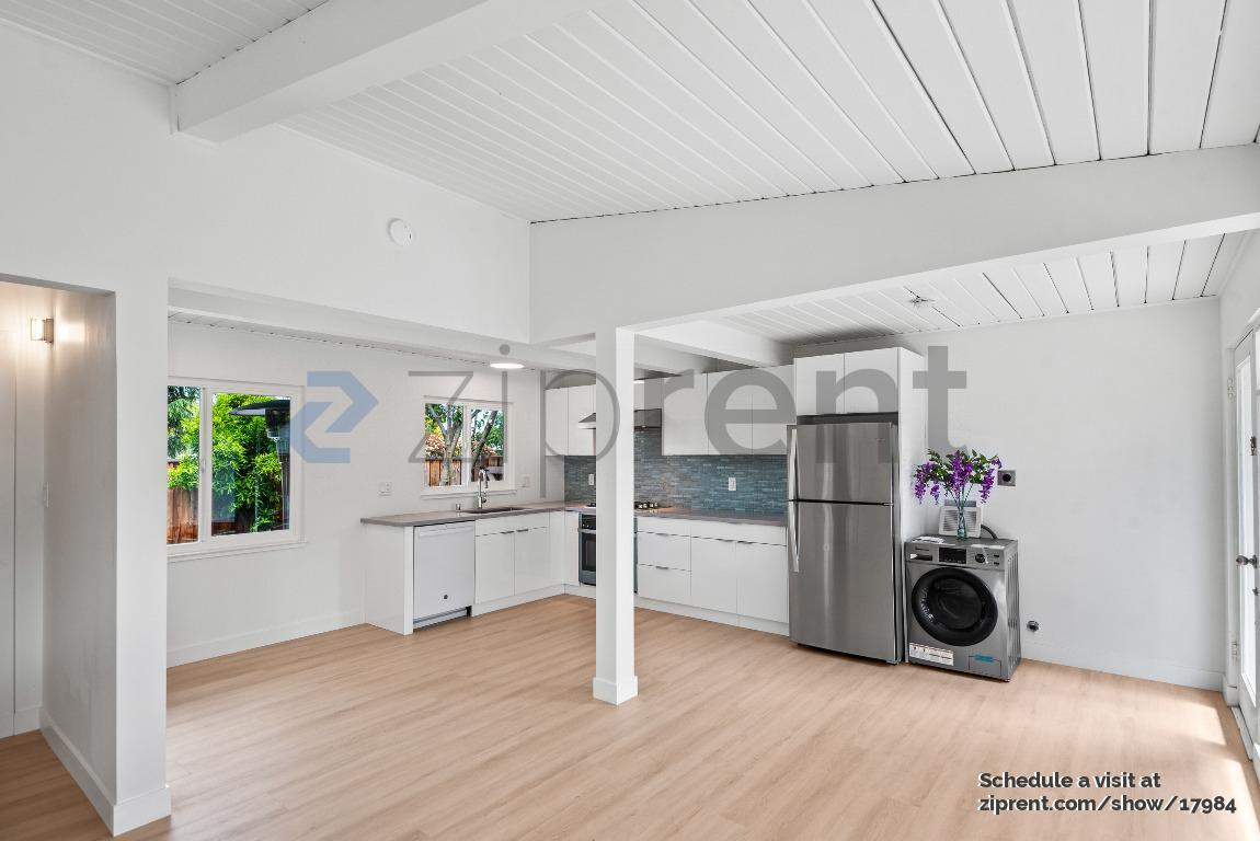 Building Photo - 4201 Ruthelma Ave