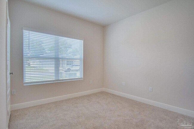 Building Photo - 539 Bridle Way