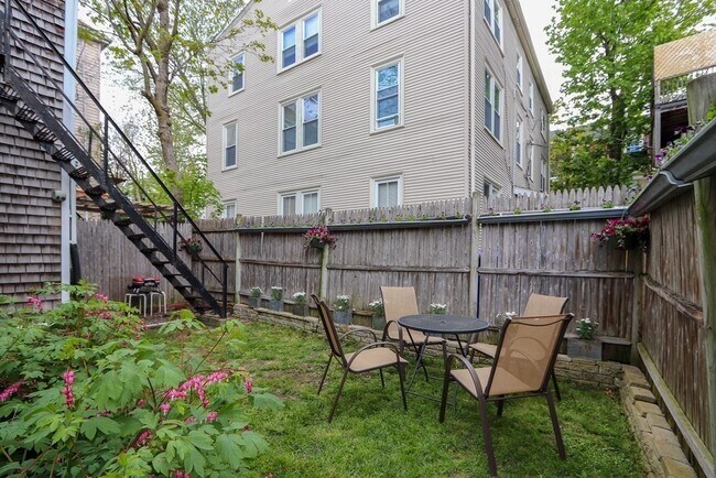 Building Photo - 246 Cypress St