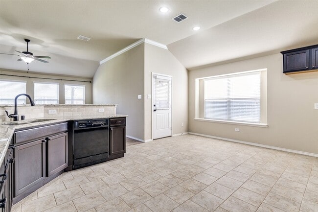 Building Photo - 11629 Champion Creek Dr