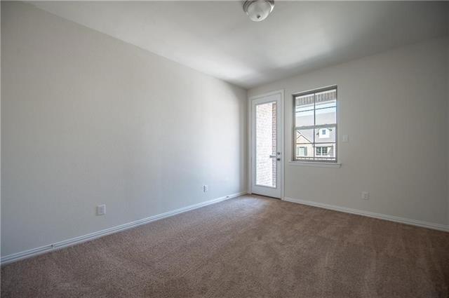 Building Photo - 3008 Decker Dr