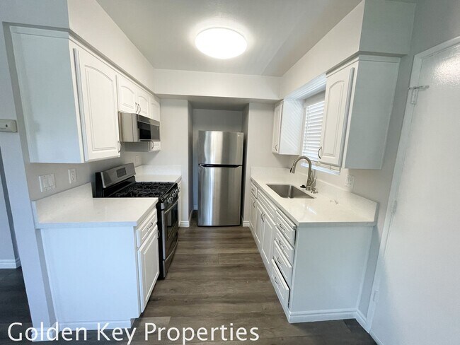 Building Photo - Remodeled 2 Bedroom in Prime Carlsbad Village!