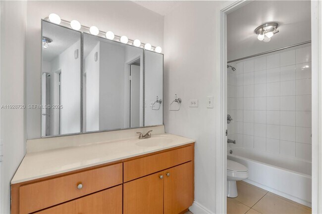 Building Photo - 7135 Collins Ave