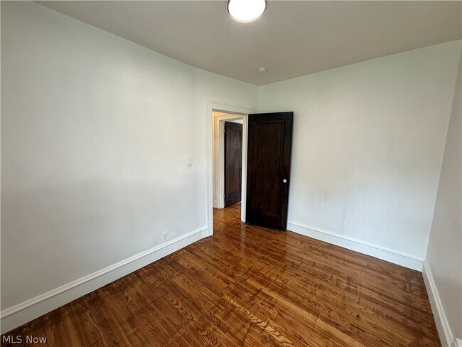 Building Photo - 4162 W 140th St