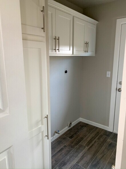 Building Photo - 217 E 30th St