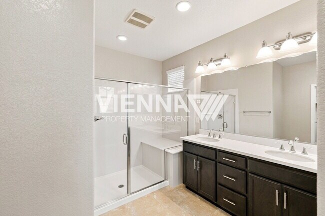 Building Photo - 310 Colner Cir