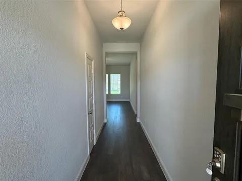 Building Photo - 1433 Eagle Nest Dr