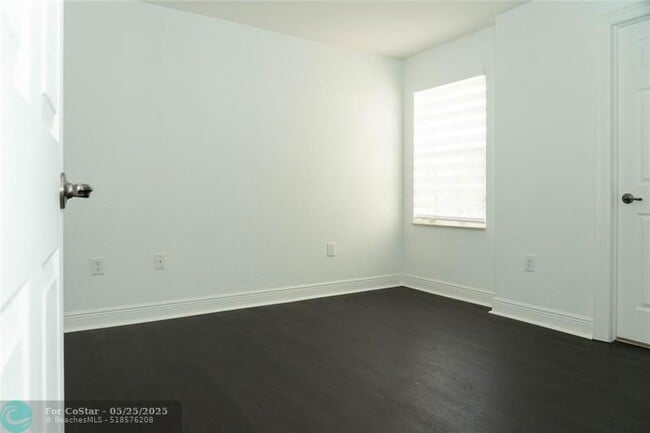 Building Photo - 17654 SW 47th St