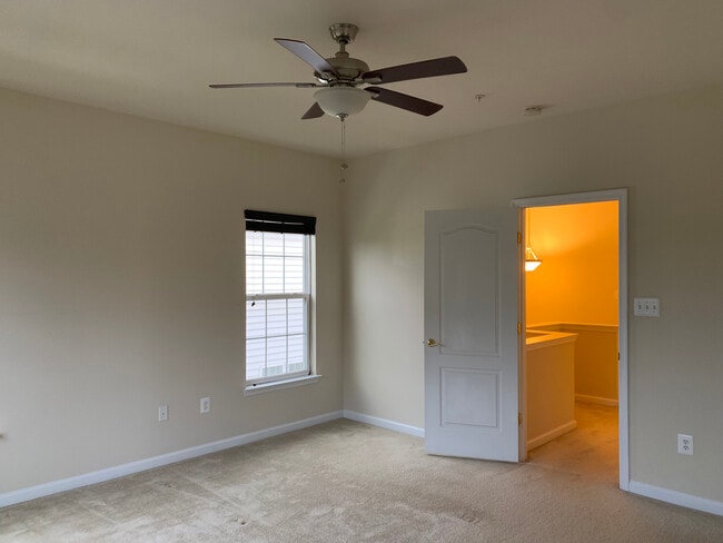 Building Photo - 8319 Gibbs Way