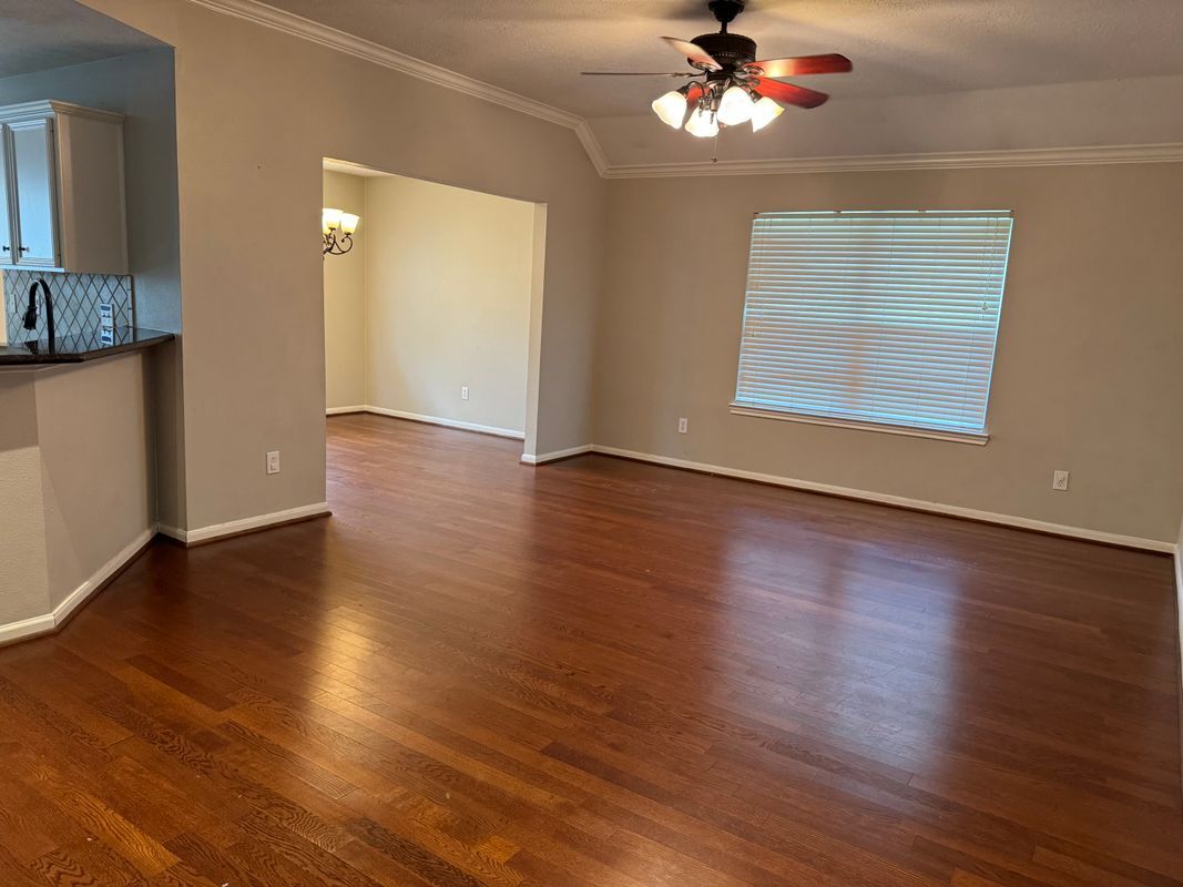 Building Photo - 16602 N Quadrant Ct