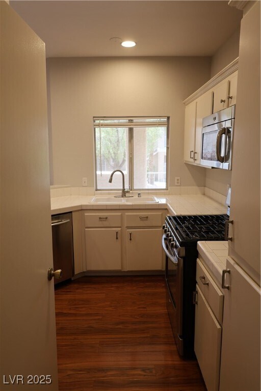Building Photo - 251 S Green Valley Pkwy