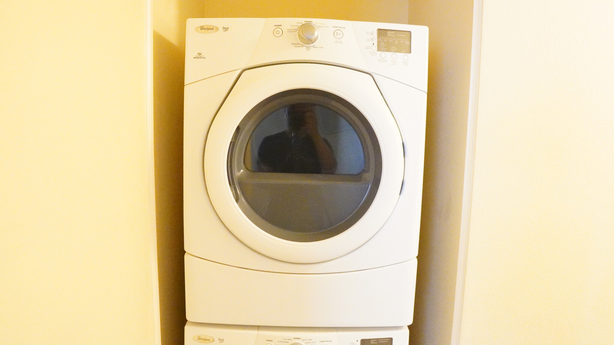 In-unit washer - 10343 Azuaga Street