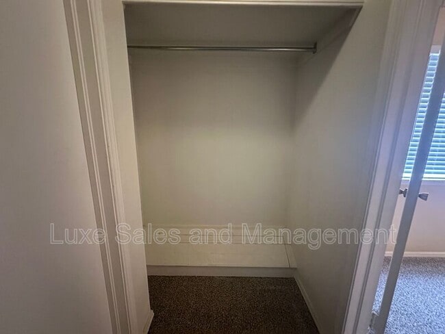 Building Photo - 6060 NW Expressway