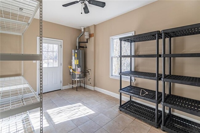 Building Photo - 3147 Crestmont Way NW