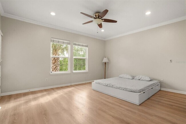 Building Photo - 561 Telfair Square Ct