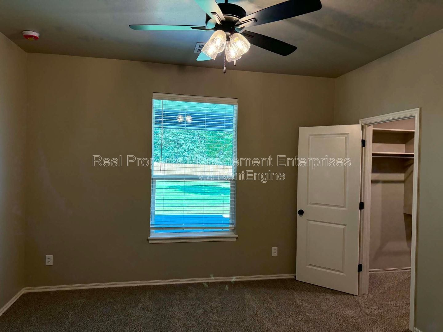 Building Photo - 29174 Osage Hls Dr