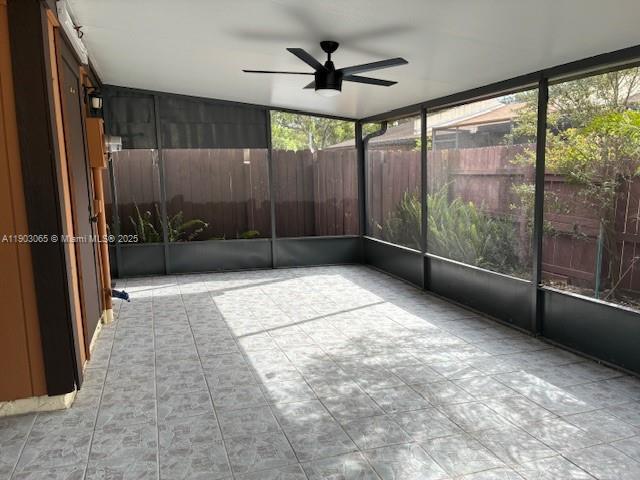 Building Photo - 10360 W Cypress Ct