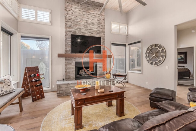 Building Photo - 6711 E Camelback-23
