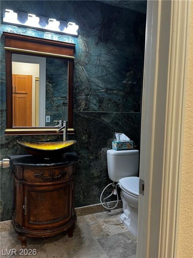 Building Photo - 3151 N Soaring Gulls Dr