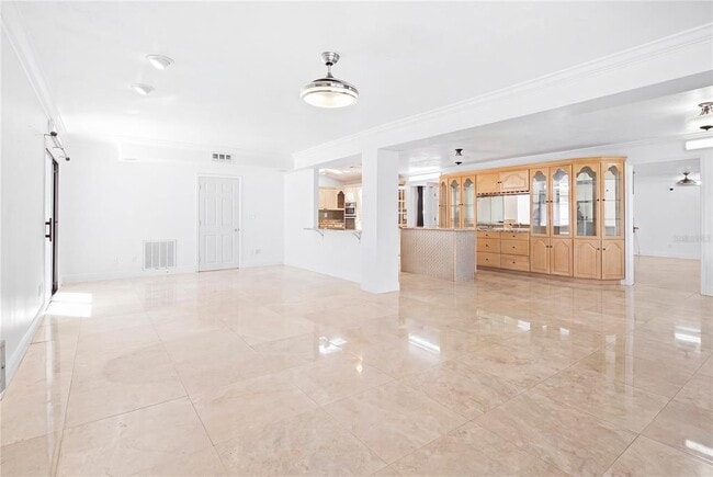 Building Photo - 433 Pelican Bay Dr