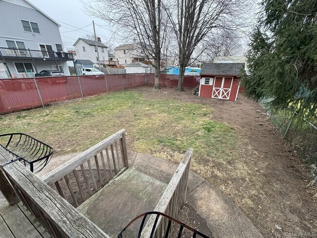 Building Photo - 6 Tor Ave