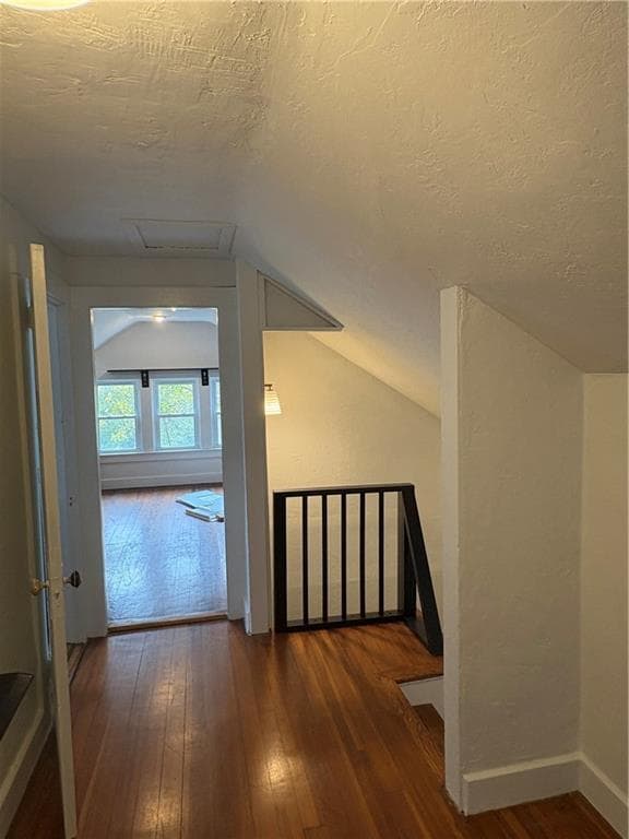 Building Photo - 31 Bayside Ave