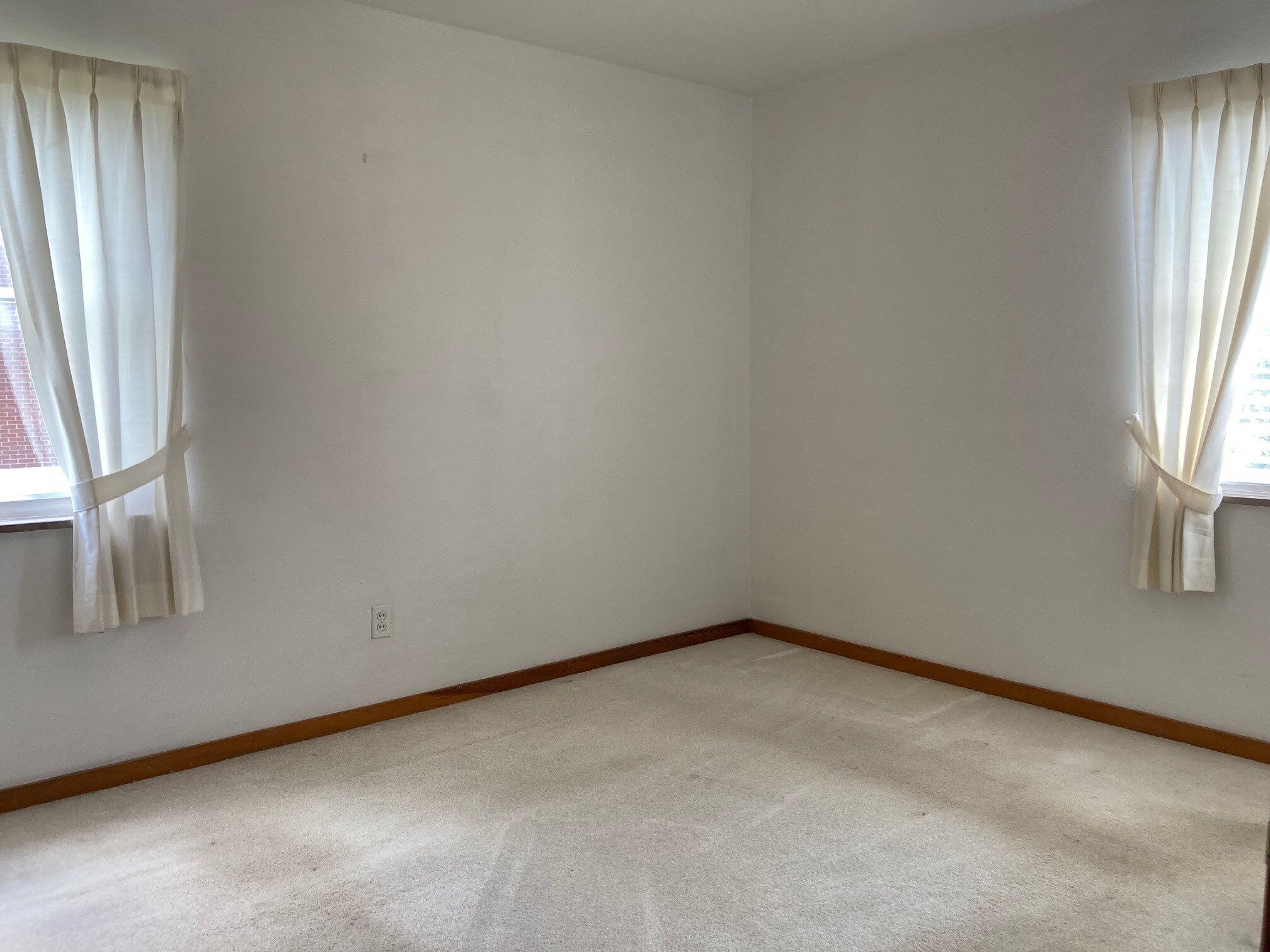 Building Photo - 1090 Clay Pike