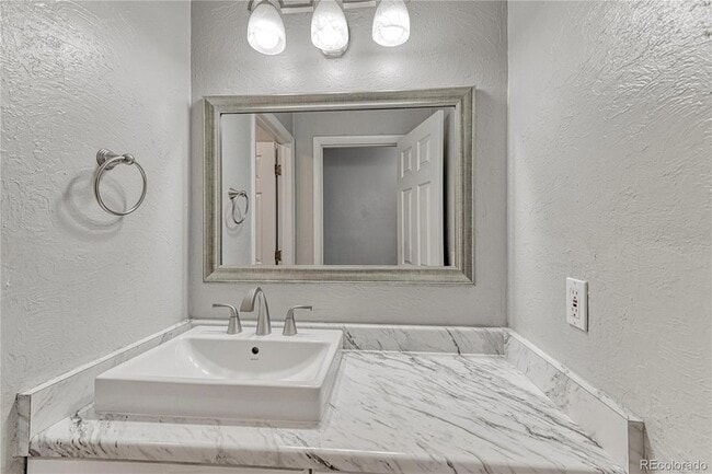 Building Photo - 7968 Chase Cir