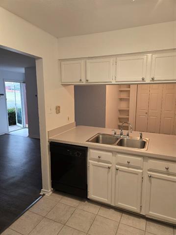 Building Photo - 1111 Bert Dr