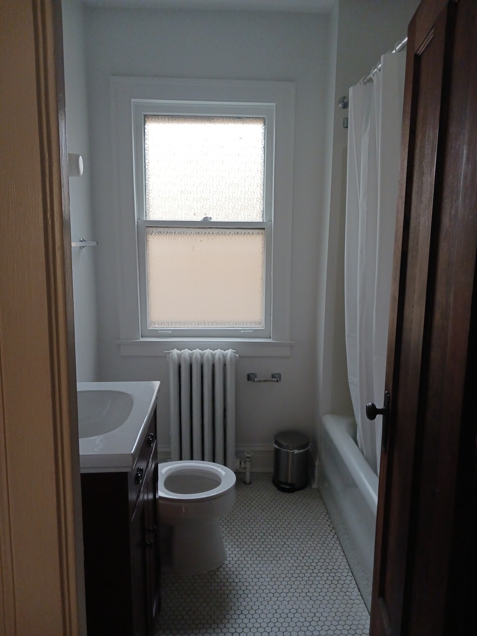 Building Photo - 5727 N Washtenaw Ave