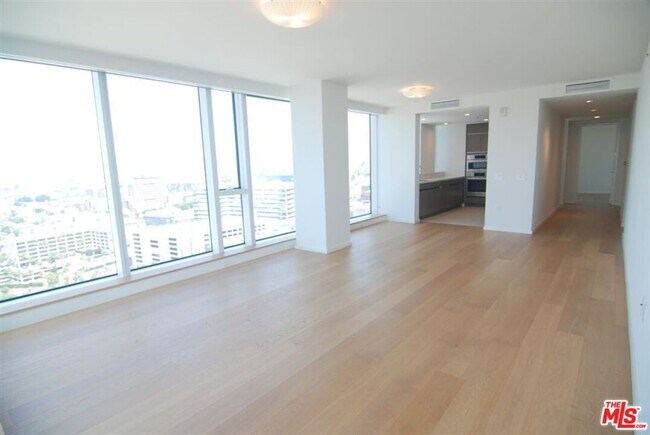 Building Photo - 889 Francisco St