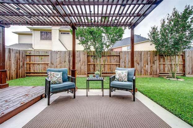 Building Photo - 24419 Travis House Ln