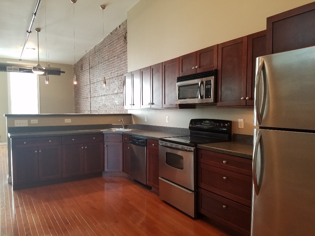 Building Photo - 120 N 3rd St