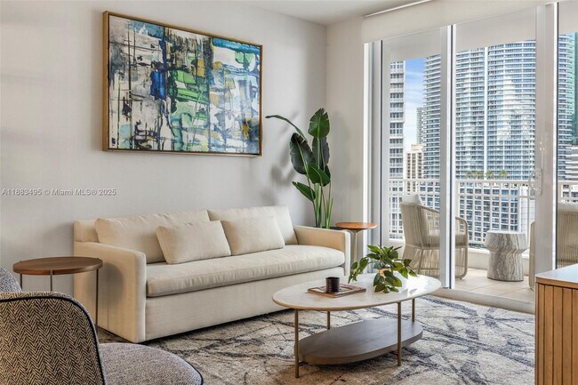 Building Photo - 801 Brickell Key Blvd
