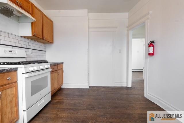 Building Photo - 410 Chadwick Ave