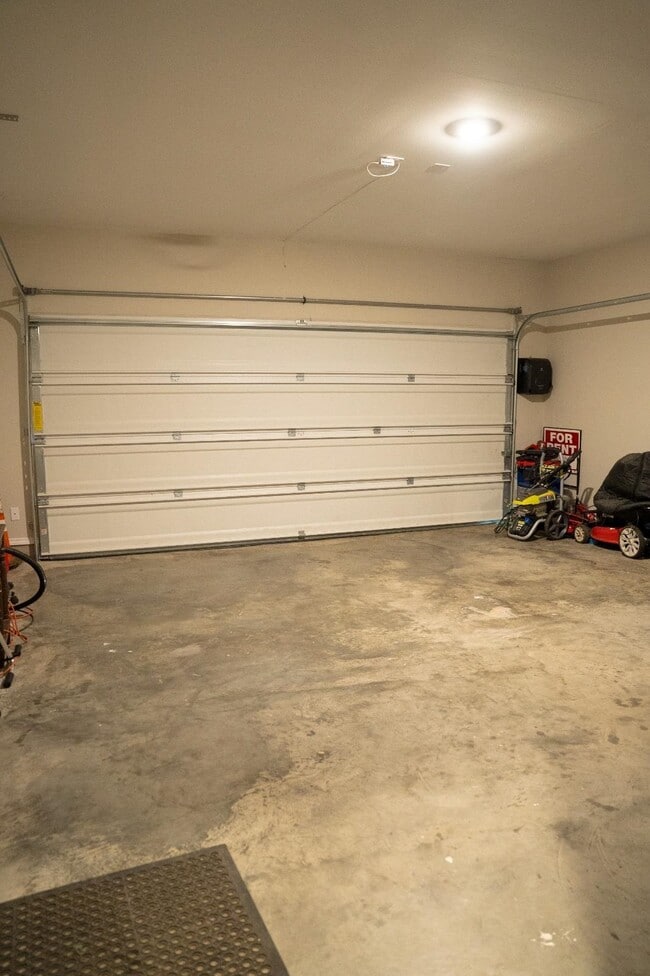 Building Photo - 4207 Lorisa Dr