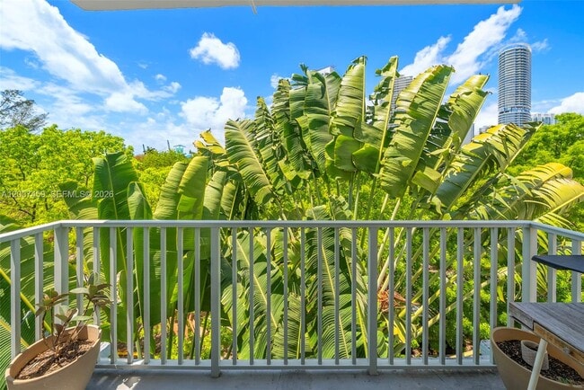 Building Photo - 301 Michigan Ave